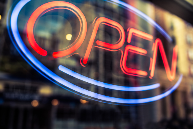 LED Signs | Adams Sign Service and Repair [Video]